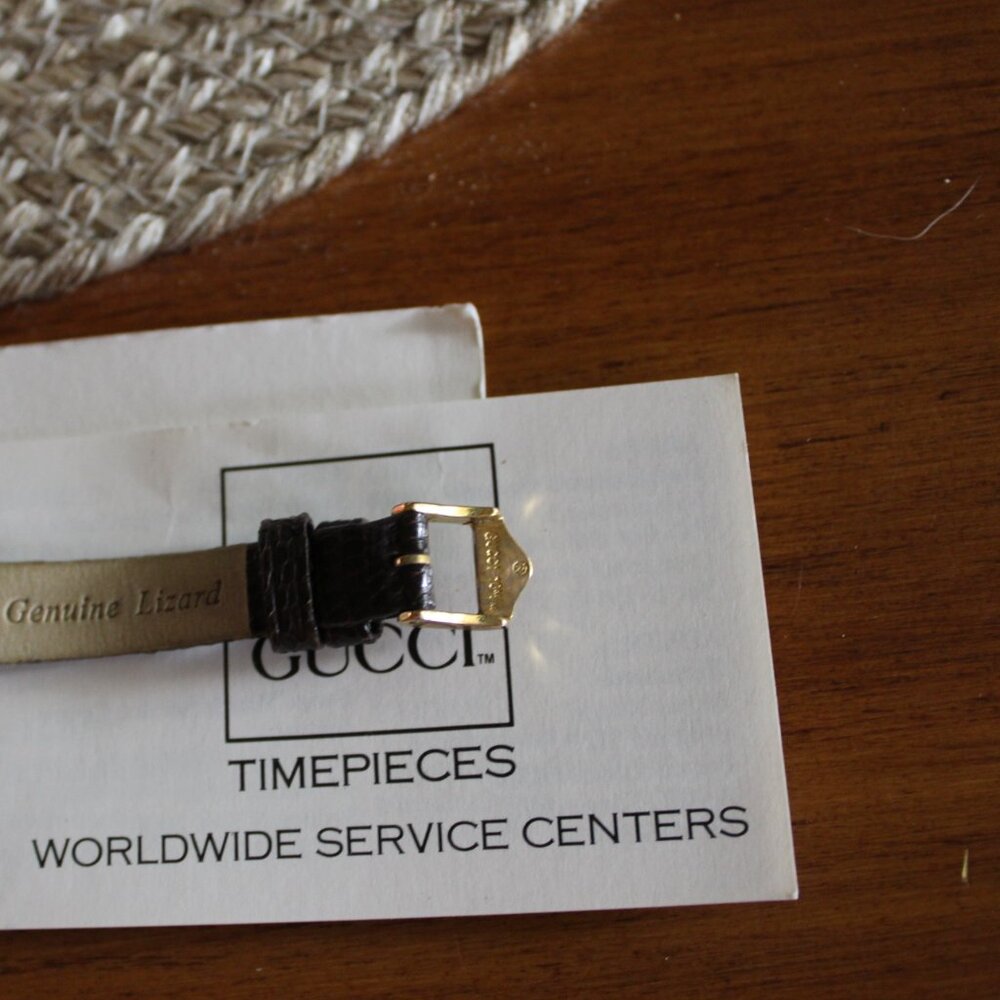 Women's Gucci Watch 6000L In great Shape - Picture 8 of 16